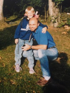 Pappa och jag inför min första skoldag. Året är 1988 och seglarskorna ett par Sebago Docksides. 